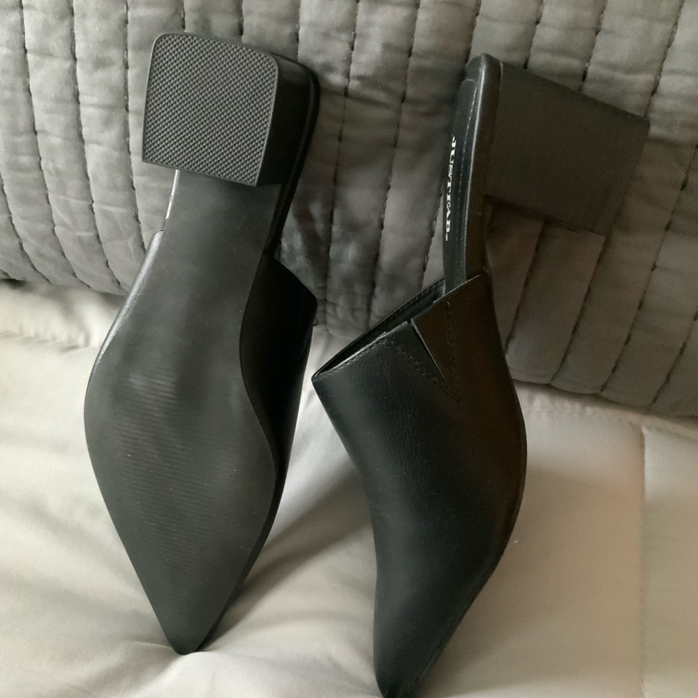 Slip on booty never worn
